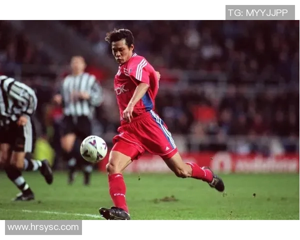 足球明星时尚穿搭大赏社会服装风格与个性展示